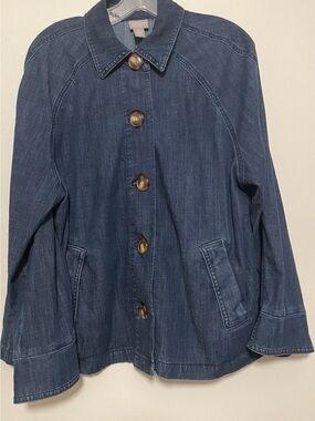 Chico’s (size 2) traditional size L/12 Chambray Top denim Jacket a-line button